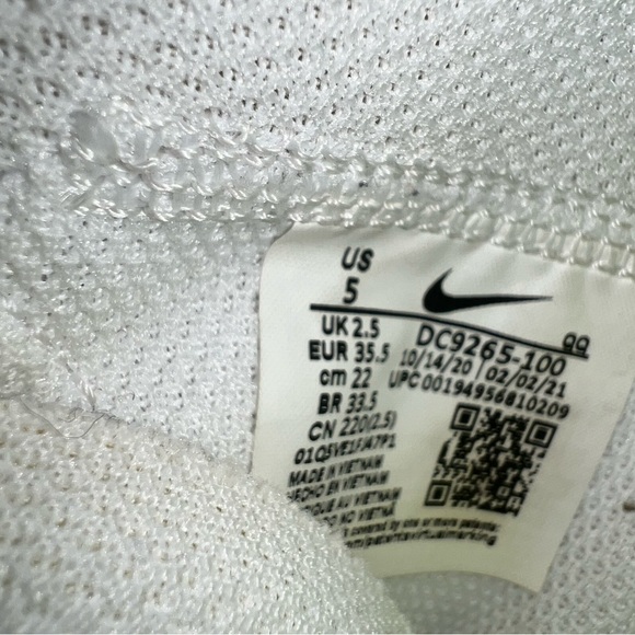 Nike high tops size 5 - Picture 2 of 3